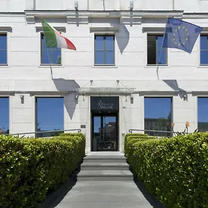 Palazzo Salgar Neapel