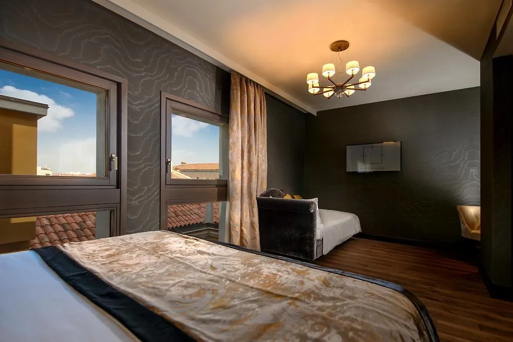 Palazzo Veneziano - Venice Collection Hotel